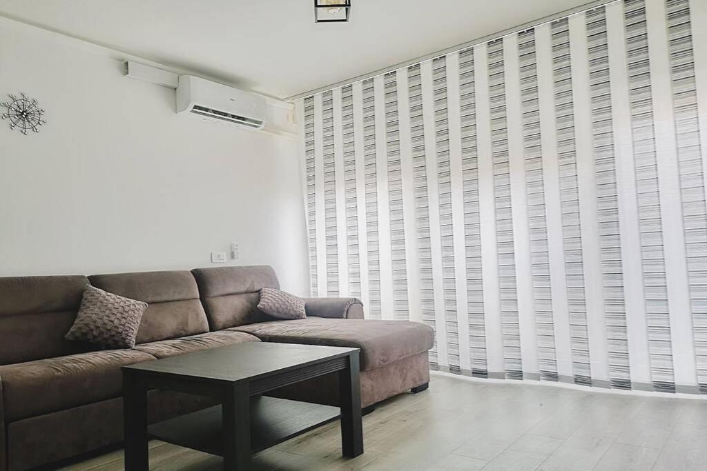 Apartman Levi Pula Exterior photo
