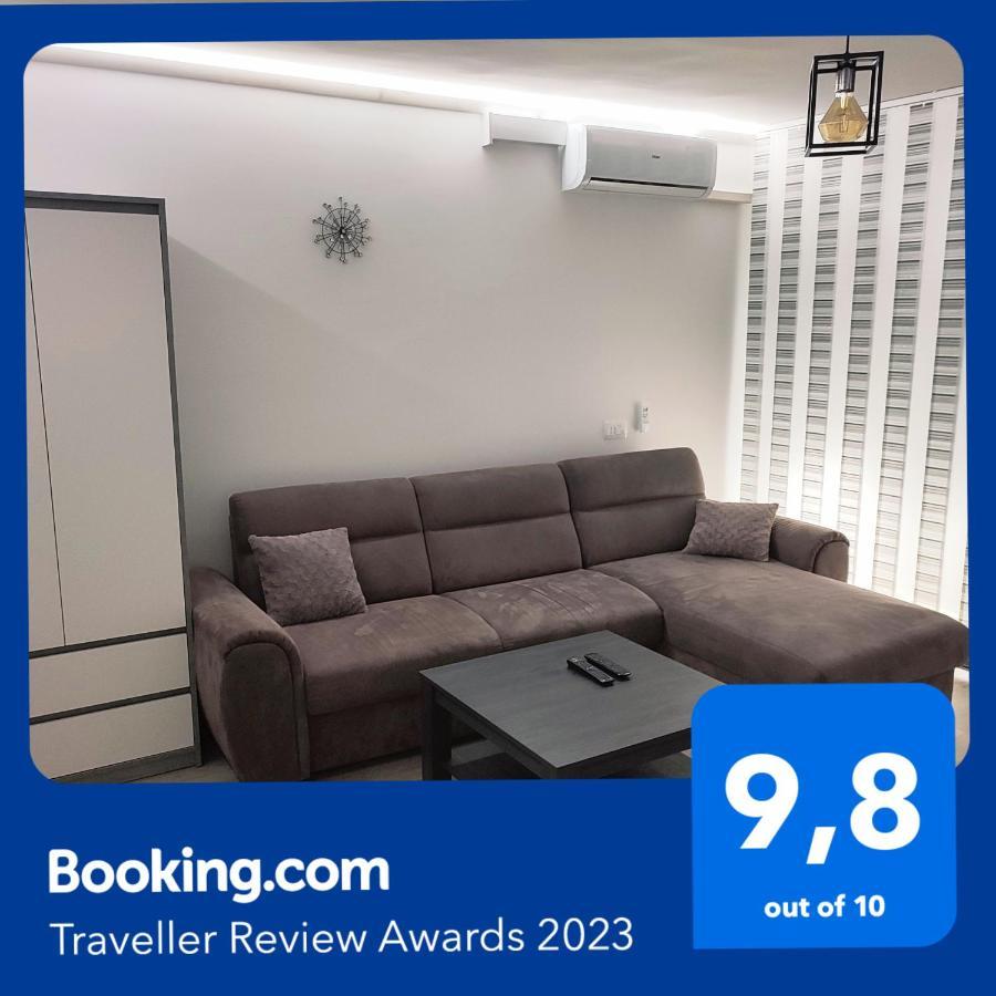 Apartman Levi Pula Exterior photo